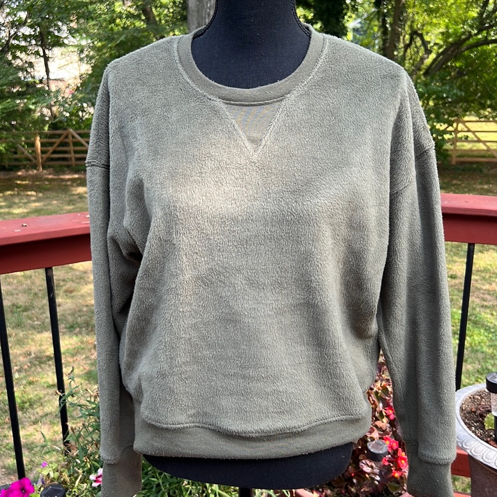 Betsey Johnson Green Sweatshirt
